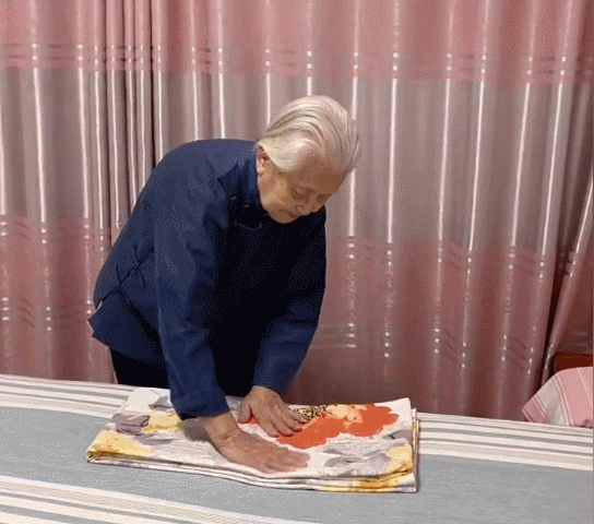 Tan chảy trước cụ bà 95 tuổi: Sống 1 mình bình yên, không làm gánh nặng cho con cháu Tan chảy trước cụ bà 95 tuổi: Sống 1 mình bình yên, không làm gánh nặng cho con cháu