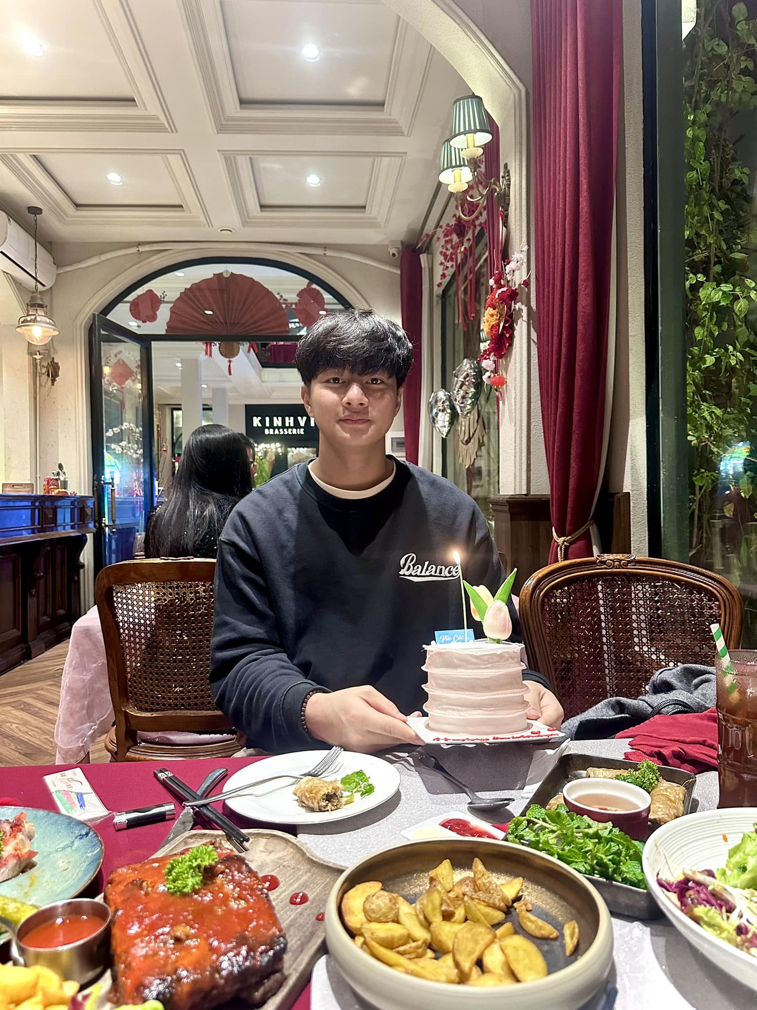 Thủ môn Cao Văn Bình: Từ "tiền đạo khét tiếng khắp làng trên xóm dưới" đến "người gác đền" U23 Việt Nam Thủ môn Cao Văn Bình: Từ "tiền đạo khét tiếng khắp làng trên xóm dưới" đến "người gác đền" U23 Việt Nam