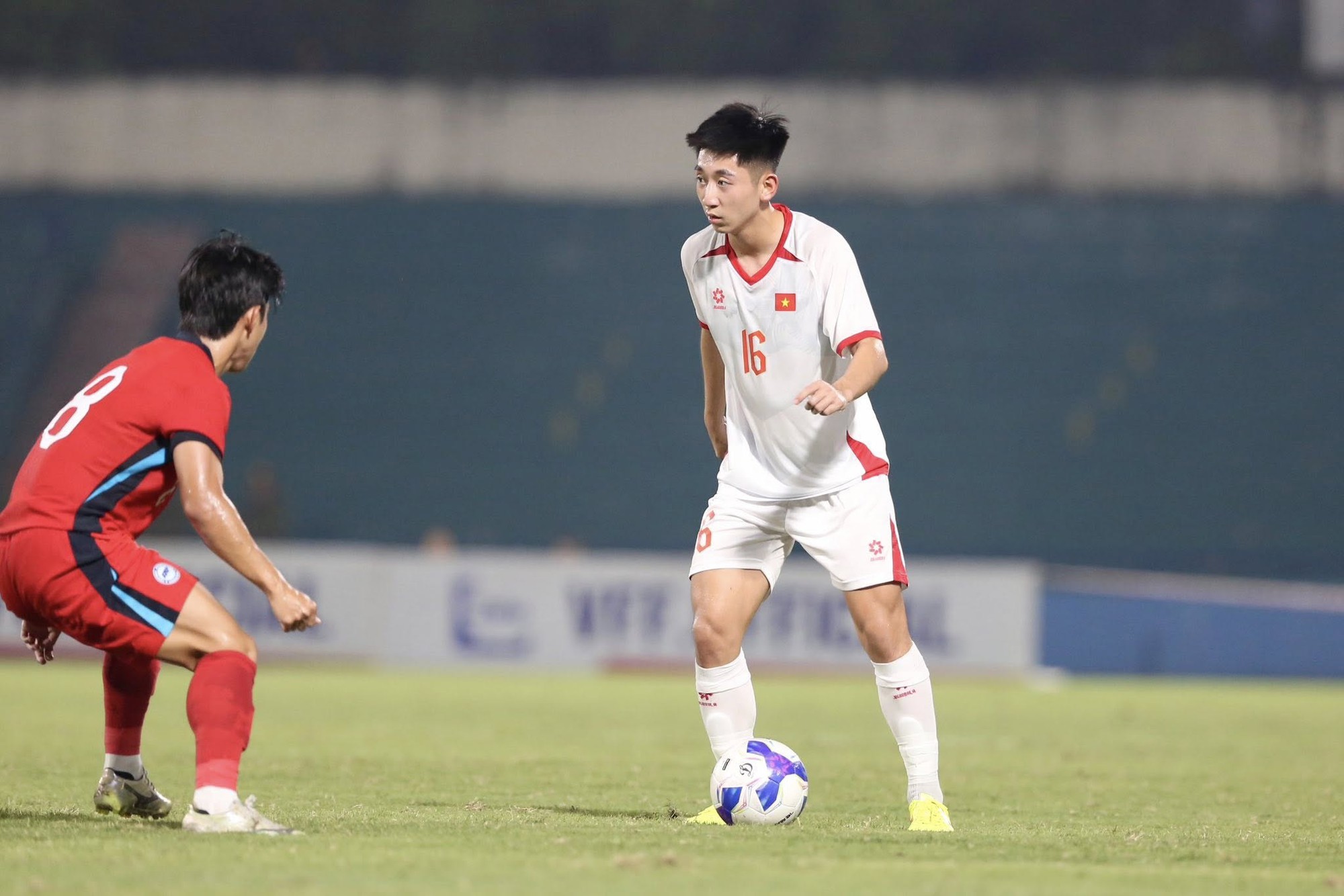 Không phải Đình Bắc, đây là chiến binh bền bỉ nhất U23 Việt Nam, giữa sự cố thẻ đỏ,chấn thương vẫn là lá chắn thép