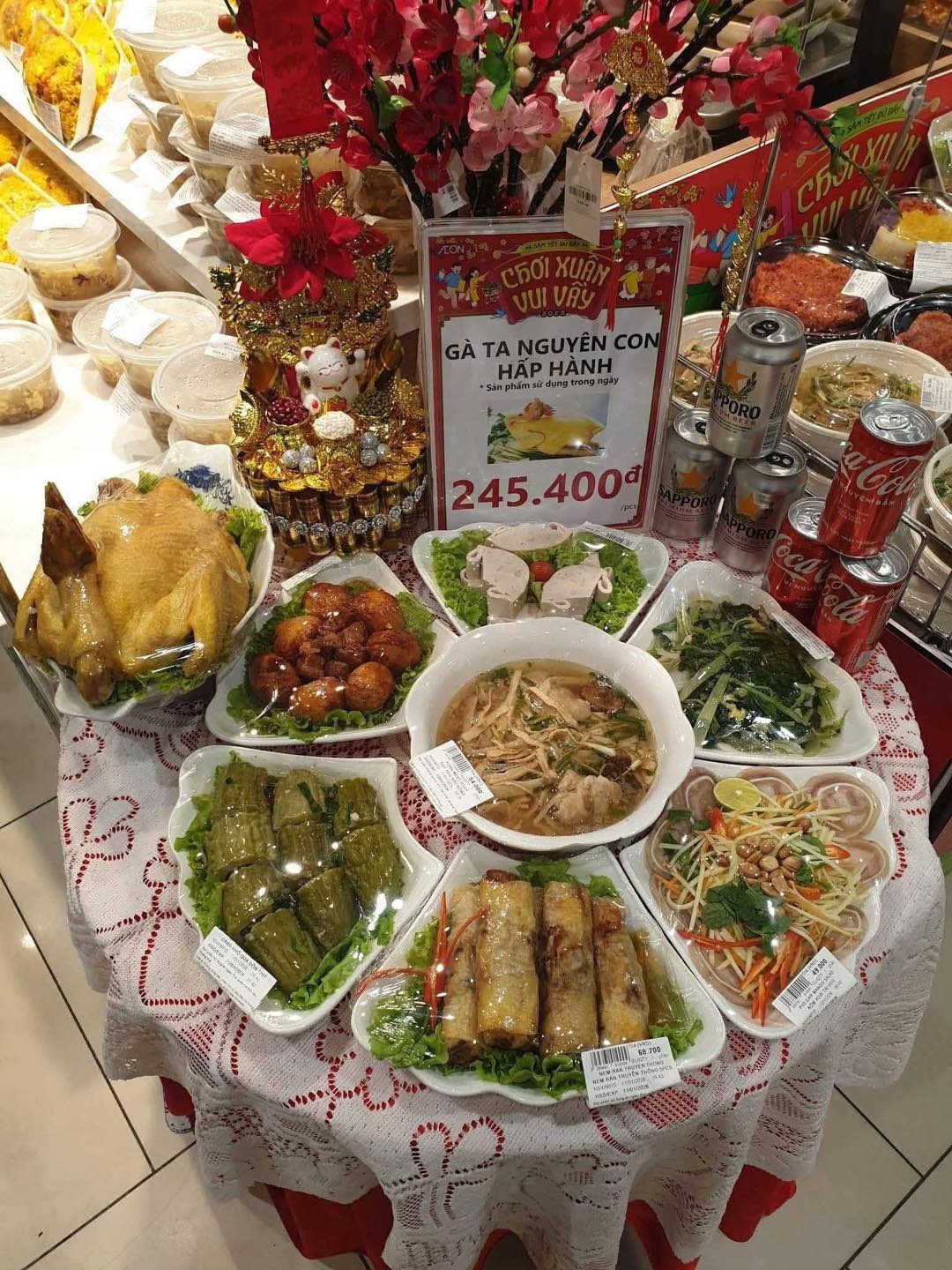 Sáng nhất Aeon Mall lúc này: Mâm cỗ Tết 500k hot điên đảo, cả cõi mạng khen “phát minh thế kỷ” Sáng nhất Aeon Mall lúc này: Mâm cỗ Tết 500k hot điên đảo, cả cõi mạng khen “phát minh thế kỷ”