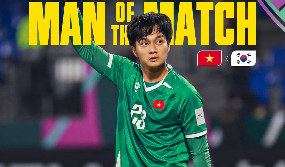 Gánh hoa quả của mẹ thủ môn Cao Văn Bình đắt khách, gia đình làm 10 mâm cỗ đón con về từ U23 châu Á Gánh hoa quả của mẹ thủ môn Cao Văn Bình đắt khách, gia đình làm 10 mâm cỗ đón con về từ U23 châu Á