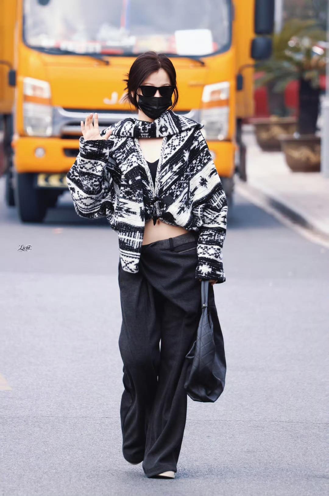 Ngoại lệ showbiz: Mỹ nhân bị chê đủ đường, chỉ riêng style là dân tình khen tới tấp, thậm chí còn copy