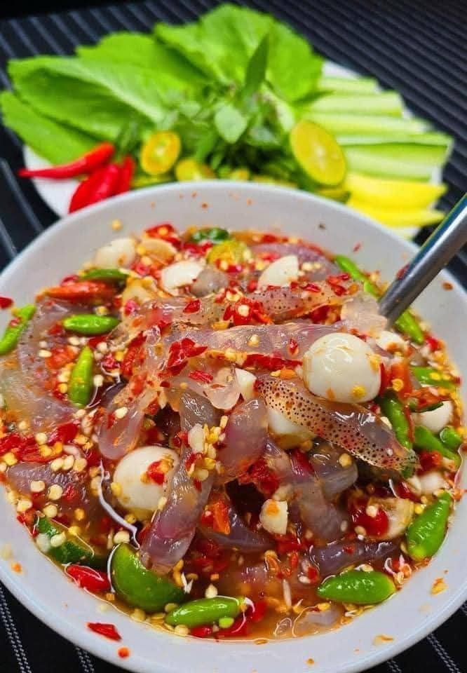 Món ăn này lên mâm Tết nhìn rất sang nhưng dân gian lại xem là "hao tài, tán lộc"