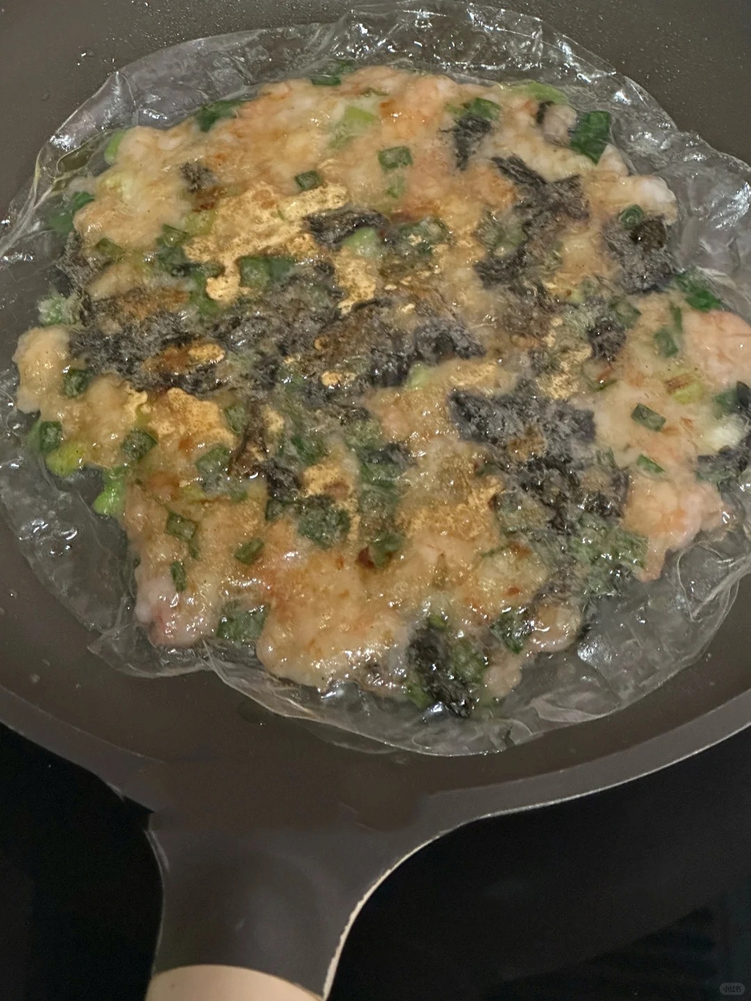 Đừng chỉ dùng cuốn nem, mang bánh tráng Việt làm theo cách này đảm bảo cả nhà tranh nhau gắp vì quá ngon Đừng chỉ dùng cuốn nem, mang bánh tráng Việt làm theo cách này đảm bảo cả nhà tranh nhau gắp vì quá ngon