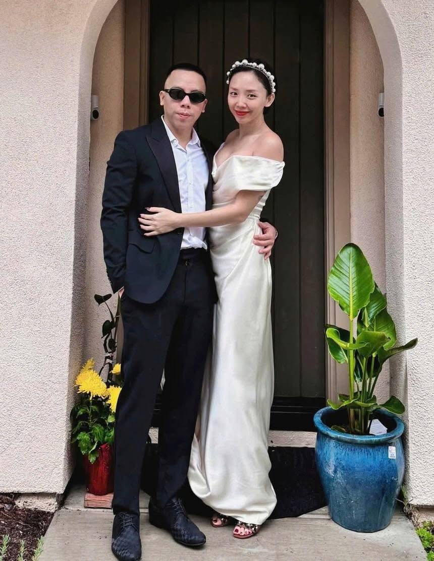 Rầm rộ thông tin biệt thự Tóc Tiên – Touliver từng chung sống được rao bán gần 70 tỷ Rầm rộ thông tin biệt thự Tóc Tiên – Touliver từng chung sống được rao bán gần 70 tỷ