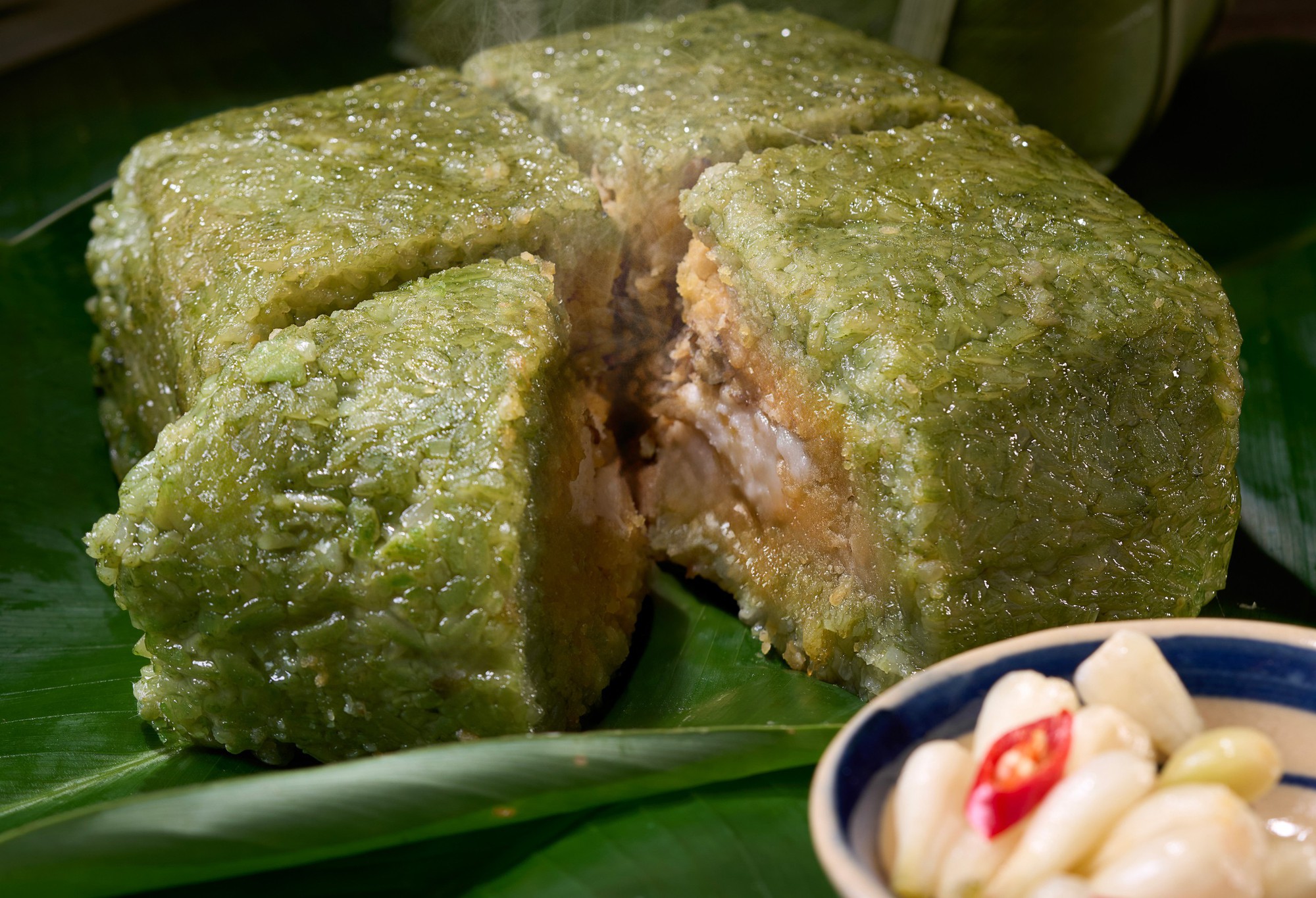 Diễn biến lạ của thị trường bánh chưng, bánh tét Tết năm nay