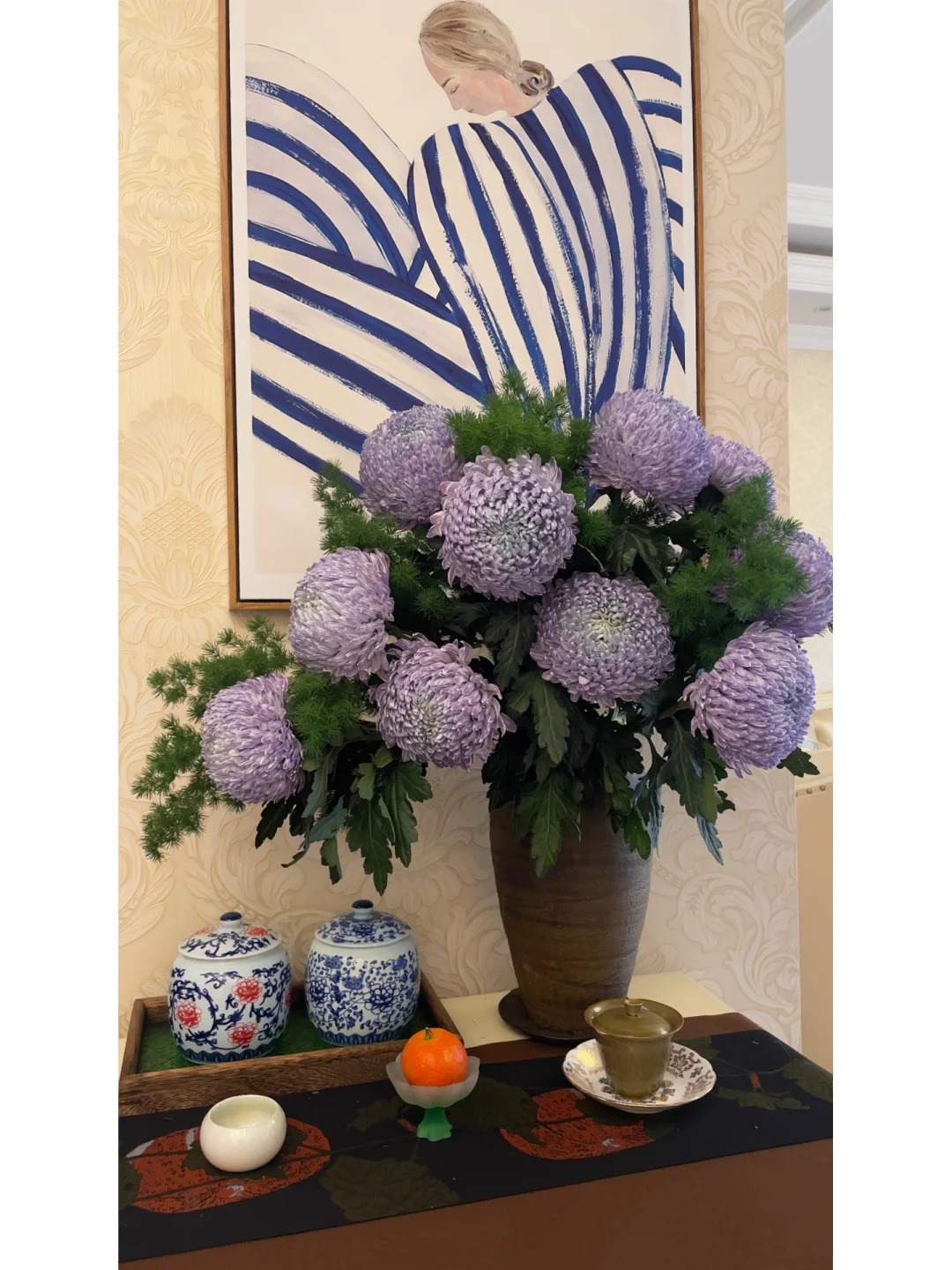 Không phải mẫu đơn, cũng chẳng phải cúc thường: Loài hoa lạ đang khiến chị em lùng sục để "đổi gió" bàn trà ngày Tết