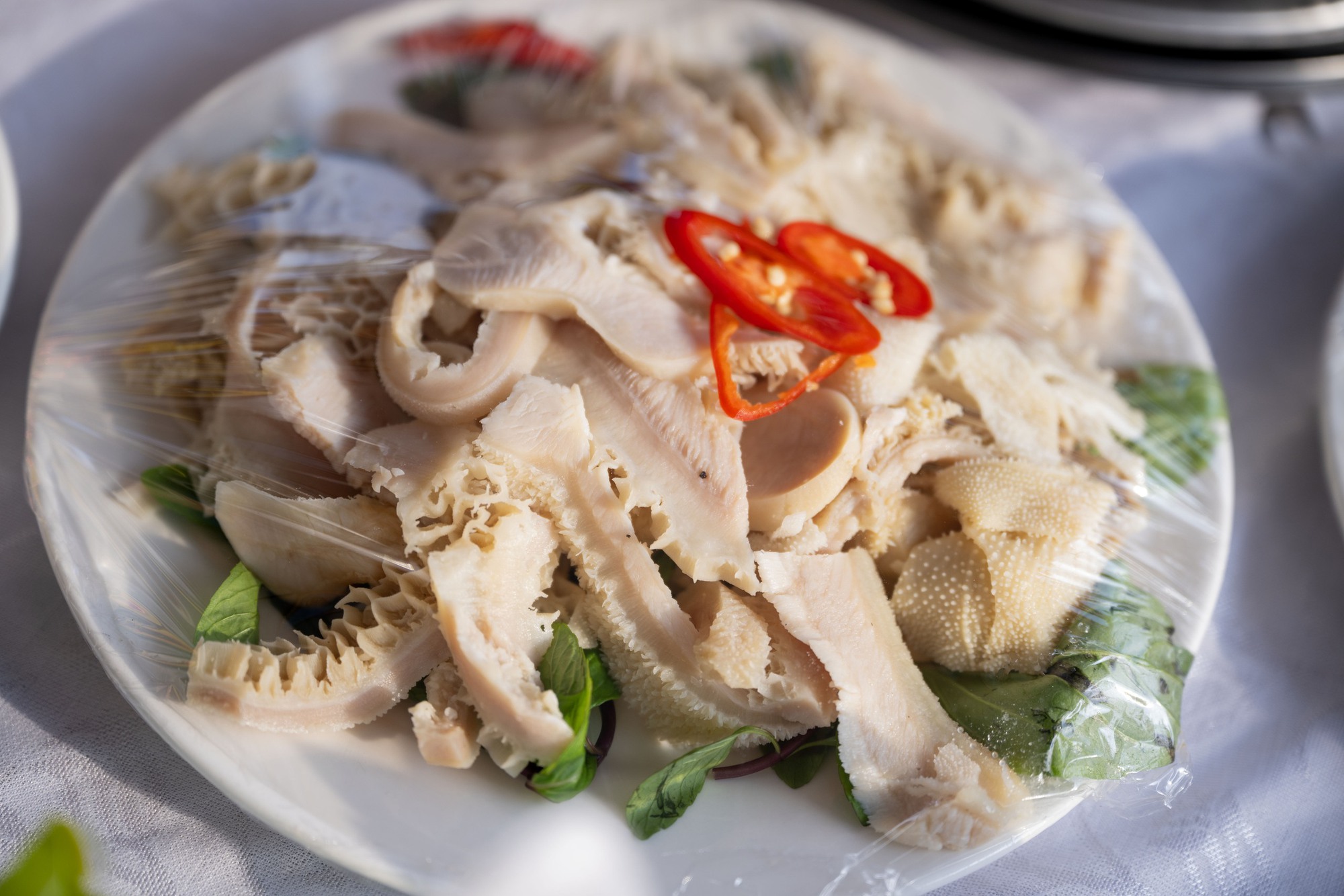 180 mâm cỗ nhà Đình Bắc hôm nay