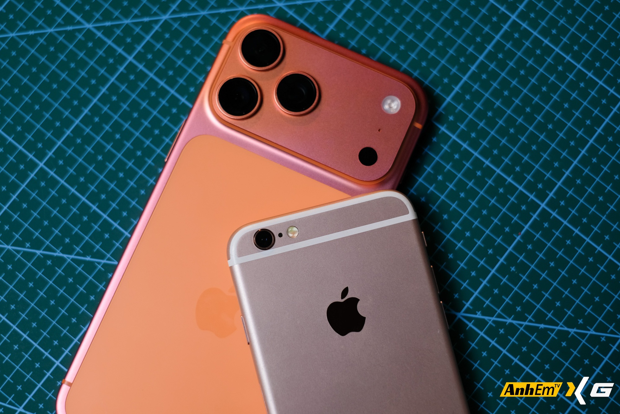 Tưởng chỉ là "đồn trên mạng", iPhone 17 Pro Max "đổi màu" từ Cam sang Hồng nay đã xuất hiện tại Việt Nam