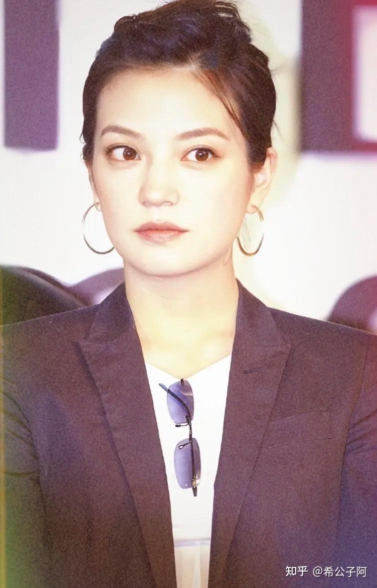 Đừng cố kêu oan cho Triệu Vy! Đừng cố kêu oan cho Triệu Vy!