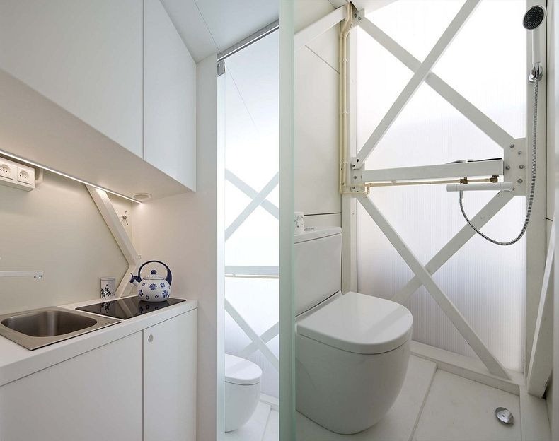 Cận cảnh căn nhà mỏng nhất thế giới, ngồi bên trong không thể duỗi chân