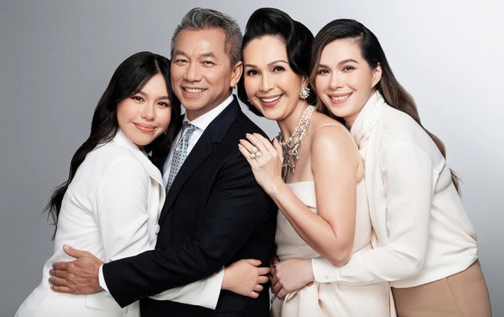 Hôn nhân viên mãn hơn 3 thập kỷ của Nữ hoàng ảnh lịch Diễm My