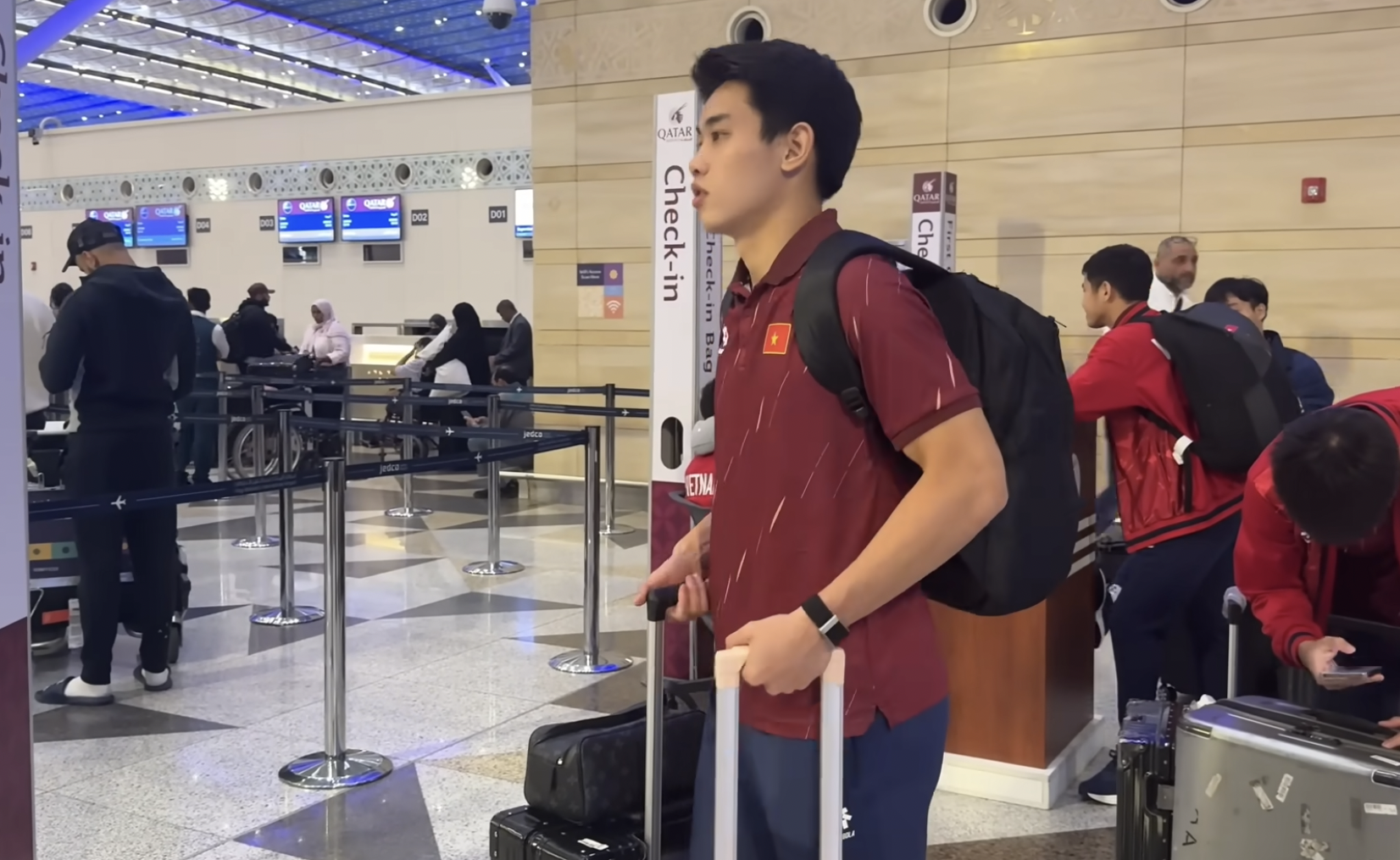 Việc đầu tiên U23 Việt Nam làm khi về nước: Đình Bắc muốn ngủ, Thái Sơn ăn phở còn Văn Khang mới bất ngờ