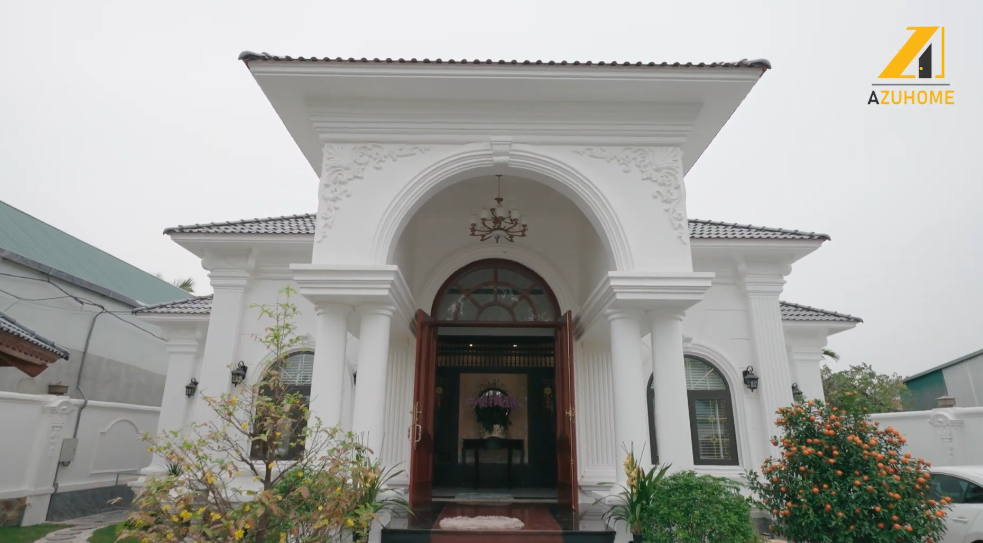 Xôn xao clip chủ nhà đưa giúp việc về quê, phát hiện bà sống trong một biệt thự ở Thanh Hoá?